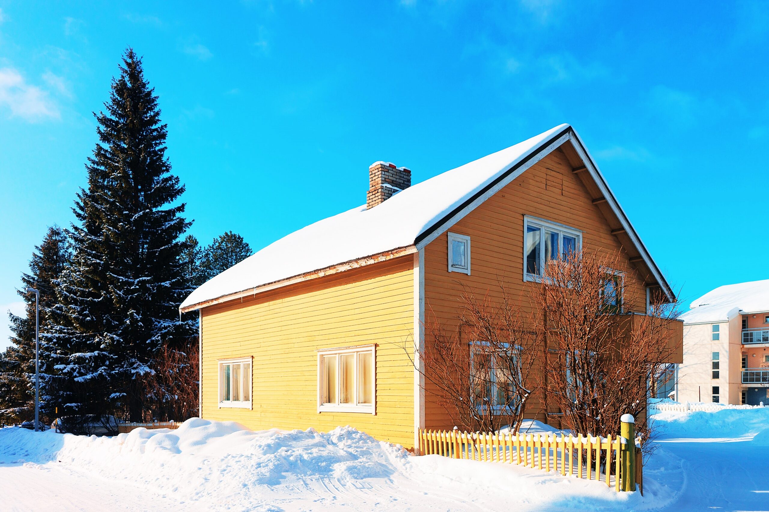 Winter House 4