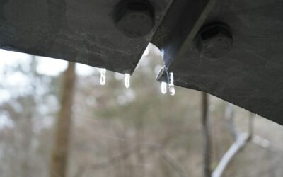 How Cold Weather Affects Your Roof: 7 Problems to Watch For